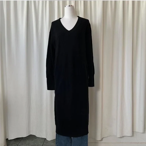 NWT Mongolian Cashmere V-Neck Midi Sweater Dress Black Medium. - Picture 2 of 7